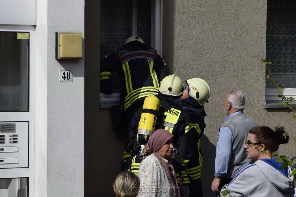 Feuer 1 Koeln Vingst Ansbacherstr P13.JPG - Miklos Laubert